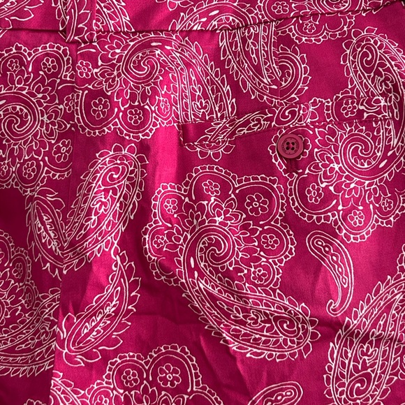 Jones New York Signature Stretch Shorts Size 16 NWT - Picture 4 of 6